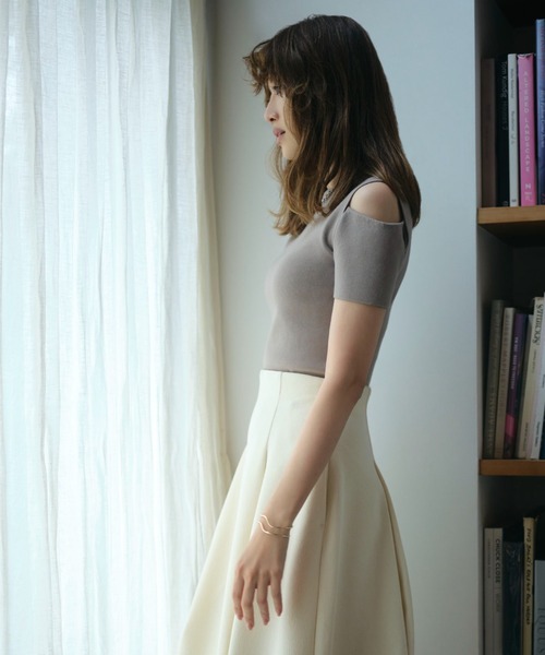 emmi(エミ)の「【emmi atelier】ウエーブバングル(バングル/リストバンド・レディース・ゴールド/シルバー・FREE)」の17枚目の写真