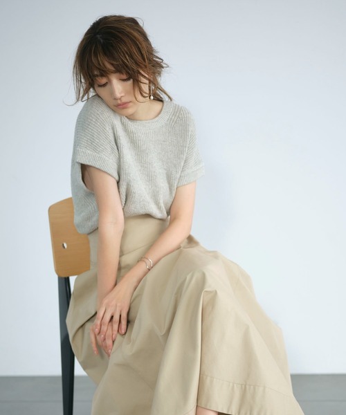 emmi(エミ)の「【emmi atelier】ウエーブバングル(バングル/リストバンド・レディース・ゴールド/シルバー・FREE)」の5枚目の写真