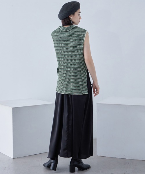Fashion Letter(ファッションレター)の「シェブロン柄 キーネック リブニットベスト(ベスト・レディース・ブラック/ベージュ/グリーン/アイボリー・M)」の12枚目の写真