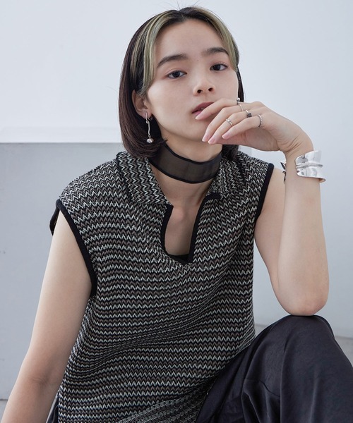 Fashion Letter(ファッションレター)の「シェブロン柄 キーネック リブニットベスト(ベスト・レディース・ブラック/ベージュ/グリーン/アイボリー・M)」の17枚目の写真