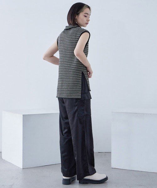 Fashion Letter(ファッションレター)の「シェブロン柄 キーネック リブニットベスト(ベスト・レディース・ブラック/ベージュ/グリーン/アイボリー・M)」の13枚目の写真