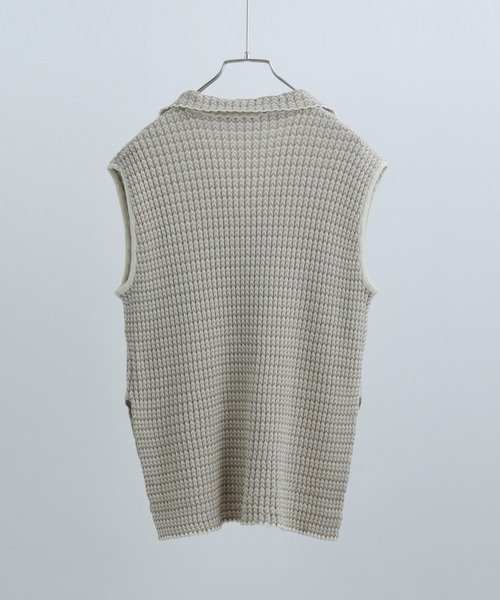 Fashion Letter(ファッションレター)の「シェブロン柄 キーネック リブニットベスト(ベスト・レディース・ブラック/ベージュ/グリーン/アイボリー・M)」の9枚目の写真