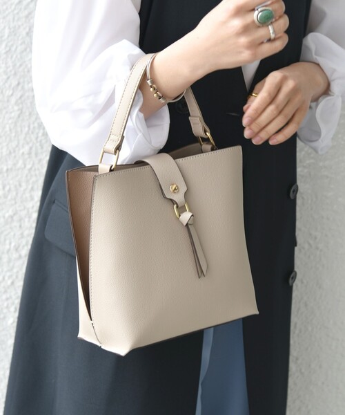【上質なエレガンス】TOD'S バイカラー ショルダーバック シップス エニィ SHIPS any SHIPS any: バイカラー2WAY スクエア