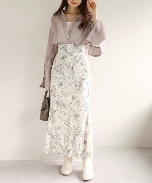one after another NICE CLAUP（ワンアフターアナザーナイスクラップ）の「花柄ロングスカート【ZOZO限定】（スカート・レディース・ベージュ系その他/アイボリー系/サックスブルー系・FREE）」の16枚目の写真