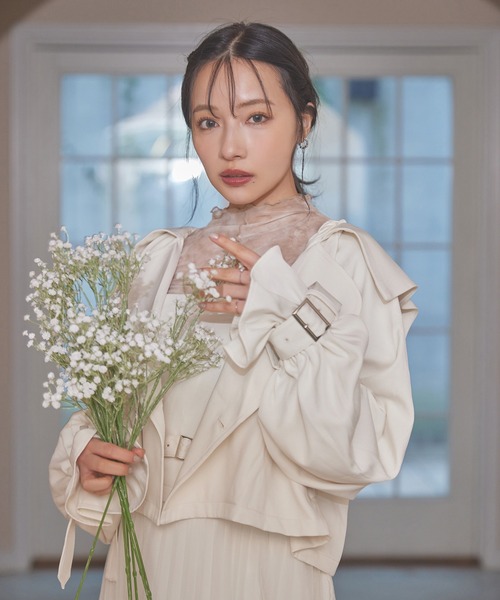 ANDGEEBEE（アンジービー）の「ショートトレンチコート（トレンチコート・レディース・グレー/アイボリー・MEDIUM）」の21枚目の写真