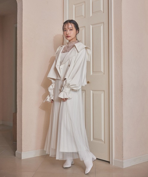 ANDGEEBEE（アンジービー）の「ショートトレンチコート（トレンチコート・レディース・グレー/アイボリー・MEDIUM）」の16枚目の写真