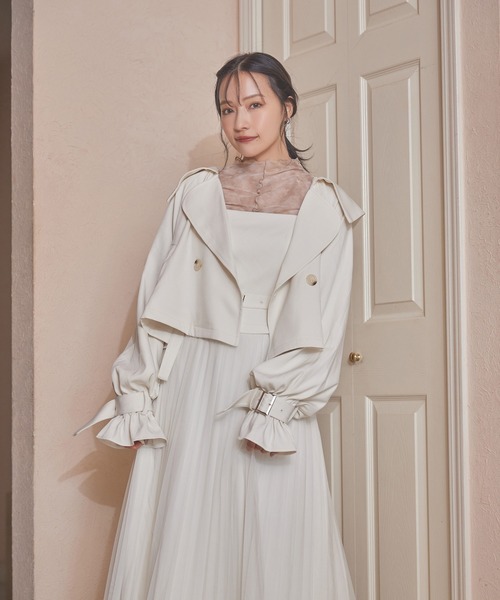 ANDGEEBEE（アンジービー）の「ショートトレンチコート（トレンチコート・レディース・グレー/アイボリー・MEDIUM）」の10枚目の写真