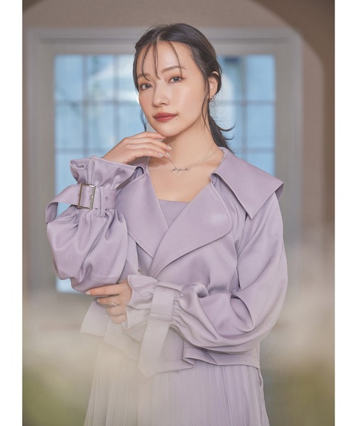 ANDGEEBEE（アンジービー）の「ショートトレンチコート（トレンチコート・レディース・グレー/アイボリー・MEDIUM）」の9枚目の写真