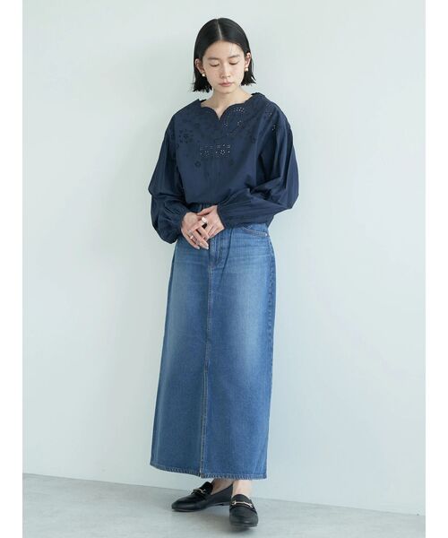AMERICAN HOLIC（アメリカンホリック）の「タイトデニムロングスカート（スカート・レディース・ライトインディゴブルー・M/S/L）」の11枚目の写真
