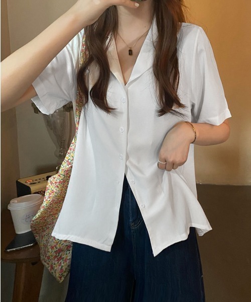 Miniministore(ミニミニストア)の「ベーシック開襟 カラーシャツ(シャツ/ブラウス・レディース・ブラック/ライトブルー/ホワイト/サーモンピンク/イエロー・FREE)」の2枚目の写真
