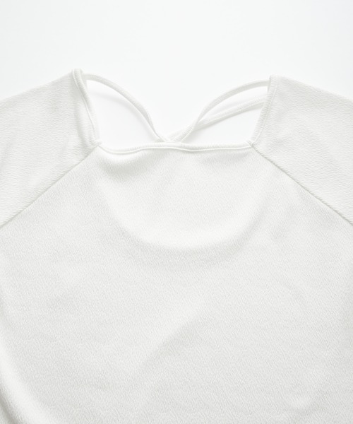 Anss.me（アンスミー）の「【Anss.me】バックオープンスクエアネックストラップTシャツ（Tシャツ/カットソー・レディース・ブラック/アイボリー/カーキ/ブラウン・FREE）」の7枚目の写真