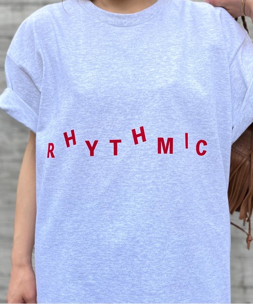 mi via loca（ミヴィアロカ）の「GILDAN リズミックロゴT半袖シャツ 【MVL007 ※2A】（Tシャツ/カットソー・レディース・ブラック/オフホワイト/オートミール・MEDIUM/LARGE）」の14枚目の写真