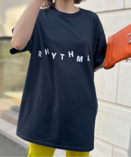 mi via loca（ミヴィアロカ）の「GILDAN リズミックロゴT半袖シャツ 【MVL007 ※2A】（Tシャツ/カットソー・レディース・ブラック/オフホワイト/オートミール・MEDIUM/LARGE）」の13枚目の写真