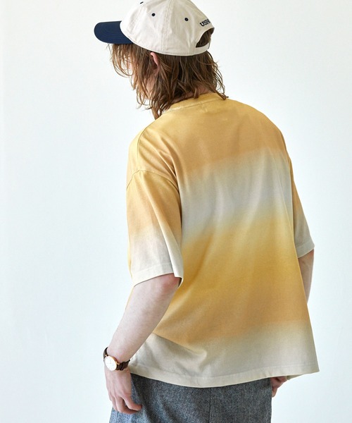 EMMA CLOTHES（エマクローズ）の「グラデーションカラールーズ半袖Tシャツ EMMA CLOTHES（Tシャツ/カットソー・メンズ・ブラック系/ベージュ系/ブルー系/グリーン系・M/L）」の6枚目の写真