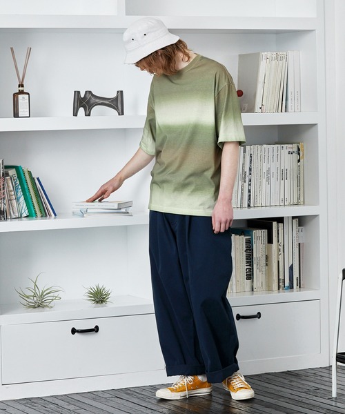 EMMA CLOTHES（エマクローズ）の「グラデーションカラールーズ半袖Tシャツ EMMA CLOTHES（Tシャツ/カットソー・メンズ・ブラック系/ベージュ系/ブルー系/グリーン系・M/L）」の12枚目の写真