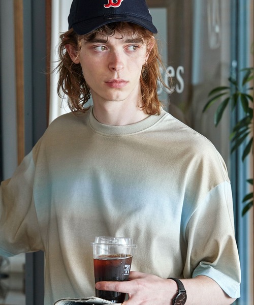 EMMA CLOTHES（エマクローズ）の「グラデーションカラールーズ半袖Tシャツ EMMA CLOTHES（Tシャツ/カットソー・メンズ・ブラック系/ベージュ系/ブルー系/グリーン系・M/L）」の15枚目の写真