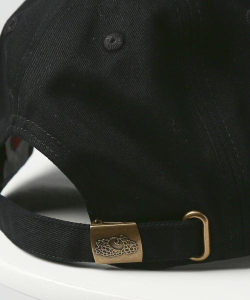 FRUIT OF THE LOOM（フルーツオブザルーム）の「【FRUIT OF THE LOOM】ツイル ベースボール ユニセックス　ロー キャップ（キャップ・メンズ・パープル/ベージュ/ホワイト/レッド/ブラック・フリー）」の10枚目の写真