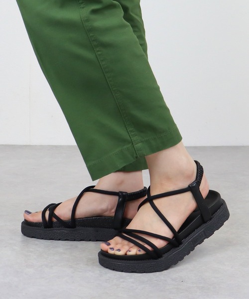 AAA+（サンエープラス）の「AAA+ /  スポーツサンダル　コードストラップサンダル/ナローストラップサンダル  コード（ナロー）華奢ストラップサンダル2WAYスポーツサンダル ギャザーストラップスポーツサンダル(3700)(3701)(3702)（サンダル・レディース・アイボリー系1/ブラック系1/アイボリー系2/ブラック系2/ブラック/アイボリー・L/LL/S/M）」の11枚目の写真