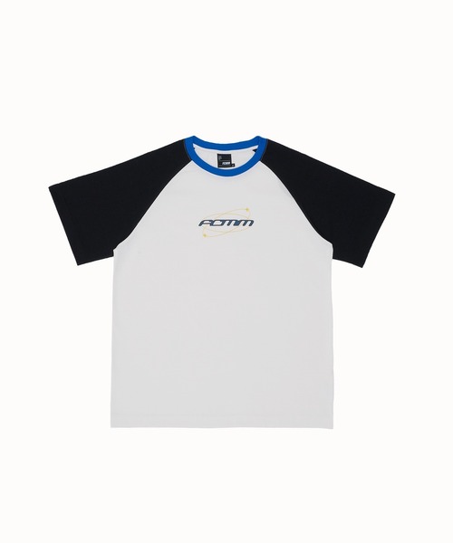 FCMM(エフシーエムエム)の「【日本限定アイテム】RAGLAN S/S TEE/ラグランショートスリーブT(Tシャツ/カットソー・メンズ・ホワイト/ブラック・MEDIUM/LARGE)」の5枚目の写真