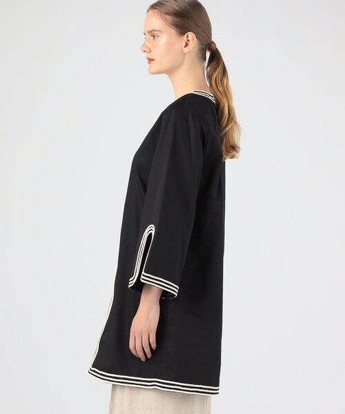 BY MALENE BIRGER（バイマレーネビルガー）の「BY MALENE BIRGER 刺繍チュニックトップス（チュニック・レディース・ブラック系その他・34）」の2枚目の写真