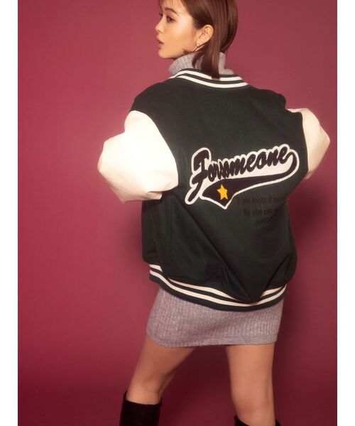 CALNAMUR（カルナムール）の「オープンショルダーニットワンピース（ワンピース・レディース・ベージュ/グレー・FREE）」の12枚目の写真