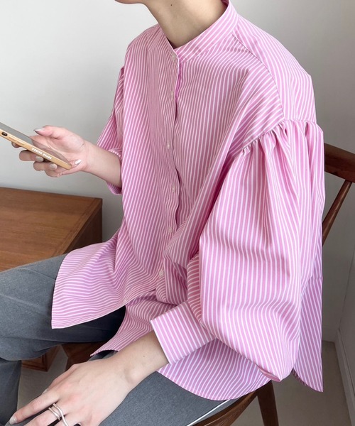 LOWRYS FARM（ローリーズファーム）の「ソデボリュームストライプシャツLS  968592（シャツ/ブラウス・レディース・ブラック/ネイビー/ピンク・FREE）」の6枚目の写真