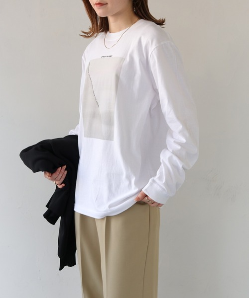 HER CLOSET（ハークローゼット）の「【shemoshelly】WEB限定ニュアンスパネルロゴロンT（Tシャツ/カットソー・レディース・ブラウン/グレイッシュベージュ/ブルー・L/S/M）」の17枚目の写真