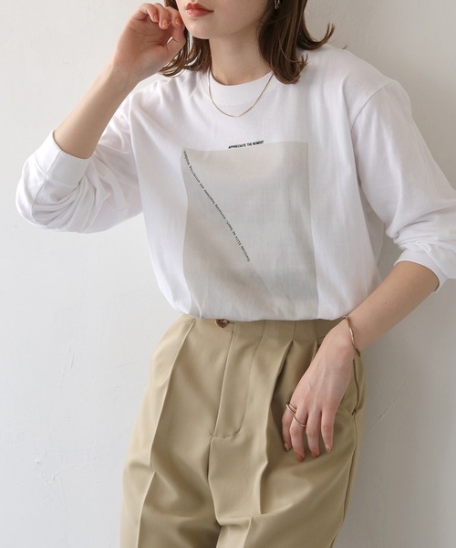 HER CLOSET（ハークローゼット）の「【shemoshelly】WEB限定ニュアンスパネルロゴロンT（Tシャツ/カットソー・レディース・ブラウン/グレイッシュベージュ/ブルー・L/S/M）」の22枚目の写真