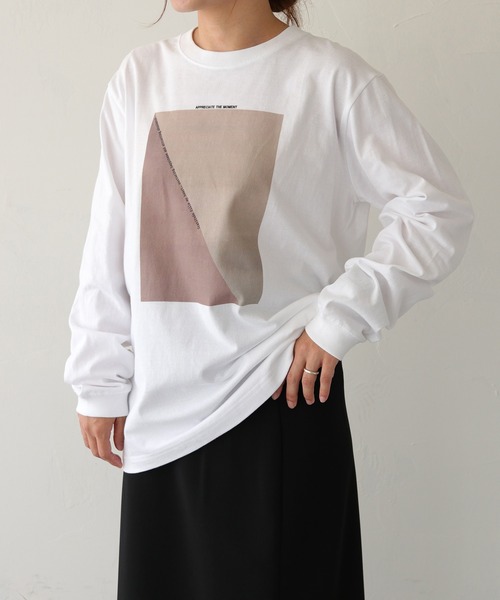 HER CLOSET（ハークローゼット）の「【shemoshelly】WEB限定ニュアンスパネルロゴロンT（Tシャツ/カットソー・レディース・ブラウン/グレイッシュベージュ/ブルー・L/S/M）」の15枚目の写真