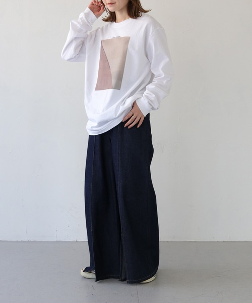 HER CLOSET（ハークローゼット）の「【shemoshelly】WEB限定ニュアンスパネルロゴロンT（Tシャツ/カットソー・レディース・ブラウン/グレイッシュベージュ/ブルー・L/S/M）」の8枚目の写真