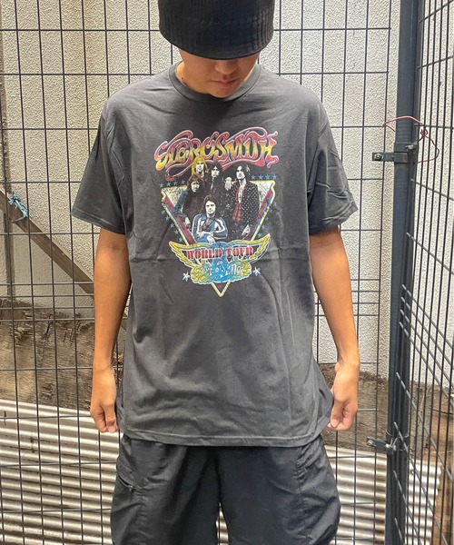 B'z エアロスミス 限定Tシャツ【値下げ交渉不可】 B'z FIFAワールドカップ公式コンサート 限定R&R Tシャツ エアロ