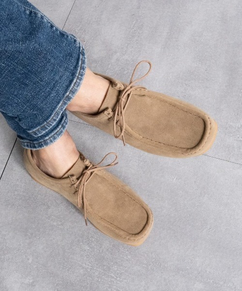 Fabby fabby（ファビィーファビィー）の「メンズボリュームモカシンシューズ（ブーツ・メンズ・ブラック/ベージュ・LARGE/MEDIUM）」の2枚目の写真