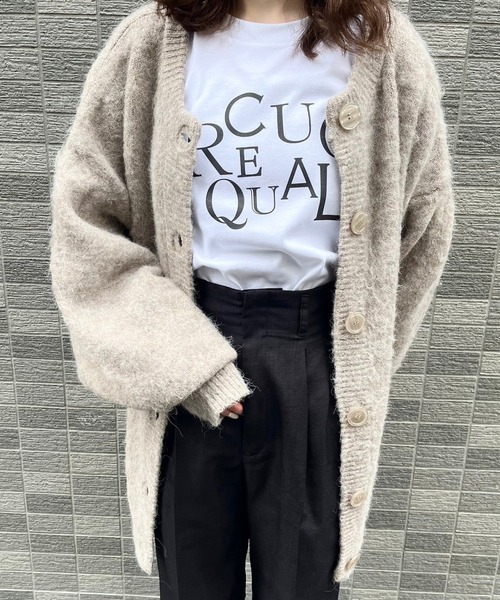 cuorequal(クオレコール)の「トレンドのデザインロゴロンT(Tシャツ/カットソー・レディース・B/A・LARGE/MEDIUM)」の4枚目の写真