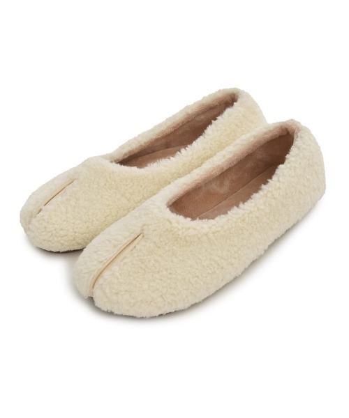 Re:EDIT(リエディ)の「ボア足袋フラットシューズ(パンプス・レディース・ブラック/ホワイト・LARGE/SMALL/MEDIUM)」の13枚目の写真