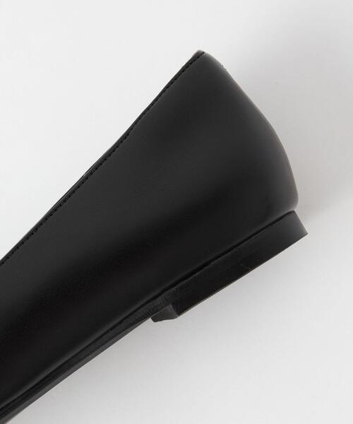 green label relaxing(グリーンレーベルリラクシング)の「ポインテッド バックル フラットシューズ- 晴雨兼用 -(パンプス・レディース・ブラック/ベージュ/シルバー・22.5cm/23cm/23.5cm/24cm/24.5cm/25cm)」の20枚目の写真