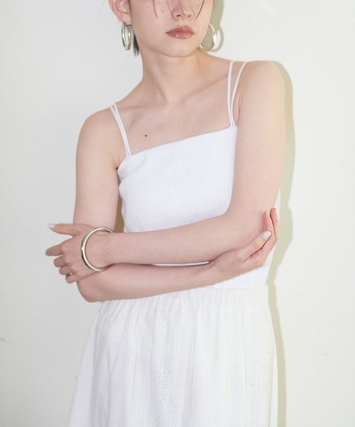 LARUTA(ラルータ)の「【LARUTA】カップ付きランダムテレコキャミソール(キャミソール・レディース・オフホワイト/アイボリー/ブラック・FREE)」の6枚目の写真