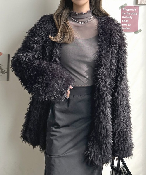 Futier land(フューティアランド)の「ノーカラーボアトッパーコーディガン(その他アウター・レディース・アイボリー/ブラック/グレイッシュベージュ・MEDIUM)」の2枚目の写真