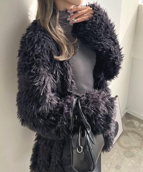 Futier land(フューティアランド)の「ノーカラーボアトッパーコーディガン(その他アウター・レディース・アイボリー/ブラック/グレイッシュベージュ・MEDIUM)」の8枚目の写真