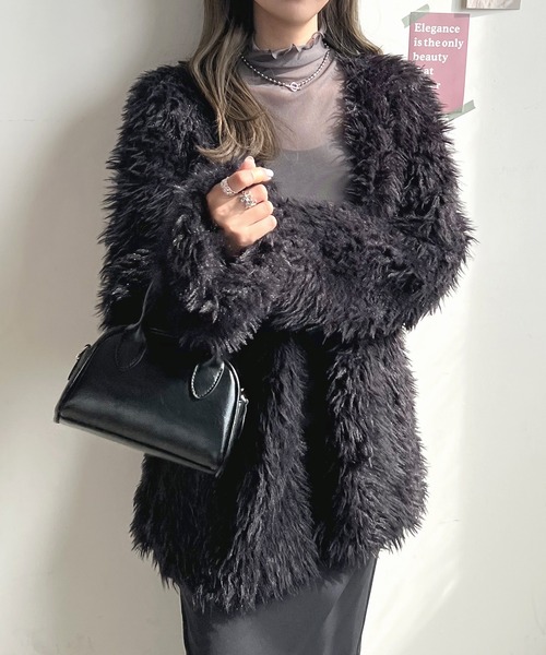 Futier land(フューティアランド)の「ノーカラーボアトッパーコーディガン(その他アウター・レディース・アイボリー/ブラック/グレイッシュベージュ・MEDIUM)」の13枚目の写真