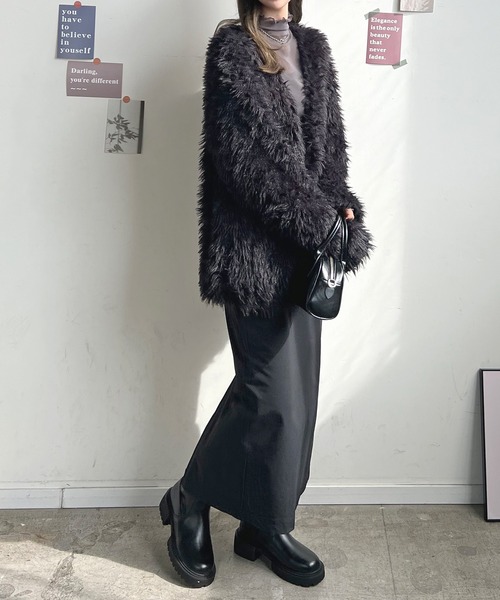 Futier land(フューティアランド)の「ノーカラーボアトッパーコーディガン(その他アウター・レディース・アイボリー/ブラック/グレイッシュベージュ・MEDIUM)」の16枚目の写真