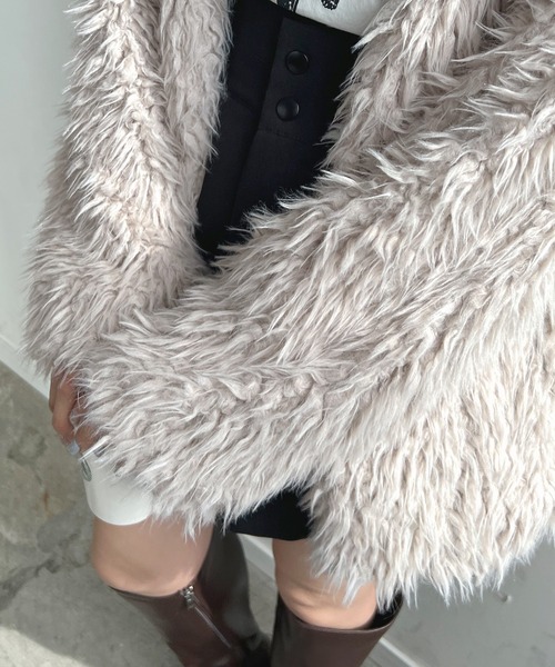 Futier land(フューティアランド)の「ノーカラーボアトッパーコーディガン(その他アウター・レディース・アイボリー/ブラック/グレイッシュベージュ・MEDIUM)」の20枚目の写真