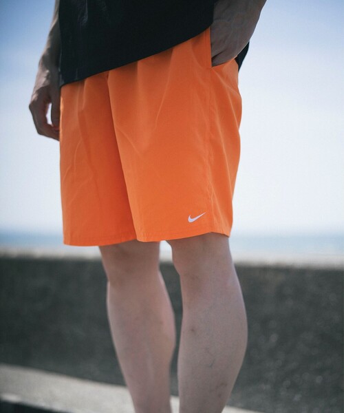 NIKE（ナイキ）の「NIKE SWIM / エッセンシャル 9"ボレーショーツ「水陸両用」（その他パンツ・メンズ・ブラック/オレンジ/サックスブルー・M/L/XL）」の12枚目の写真