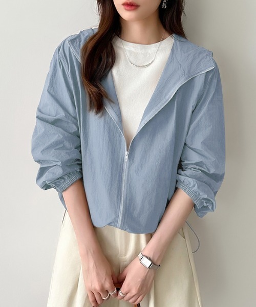 COCOMOMO（ココモモ）の「【8色展開】 撥水加工 シアー風 パフスリーブ