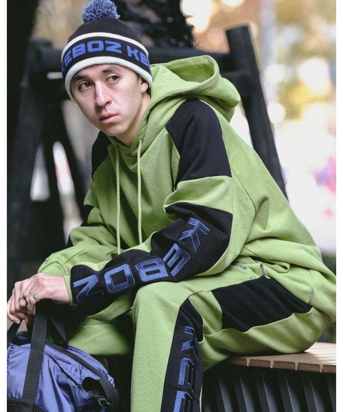 KEBOZ（ケボズ）の「KAC POM BEANIE（ニットキャップ/ビーニー・メンズ・ブラック/ネイビー/イエロー・FREE）」の5枚目の写真