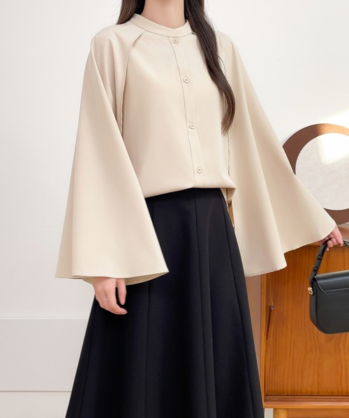 ECLIN（エクラン）の「ケープデザインスタンドカラーシャツ（シャツ/ブラウス・レディース・ブルーグレー/ベージュ/ブラック・S/M/L）」の15枚目の写真