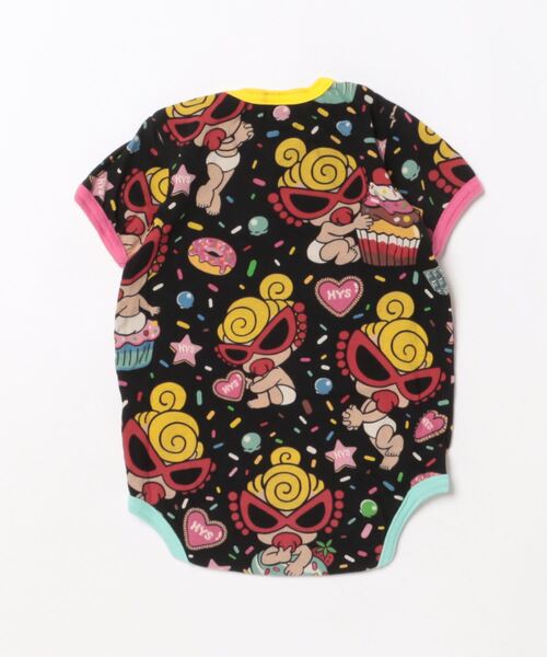 HYSTERIC MINI（ヒステリックミニ）の「MY FIRST HYSTERIC [BLACK LABEL]Bitter sweet総柄 半袖ロンパース（ロンパース・キッズ・ピンク系その他/ブラック系その他/ホワイト系その他・70/80）」の4枚目の写真