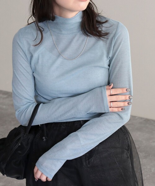 fredy emue（フレディエミュ）の「シアーテレコタートルネックプルオーバー（Tシャツ/カットソー・レディース・アイボリー/サックスブルー/チャコールグレー/イエロー・38）」の3枚目の写真