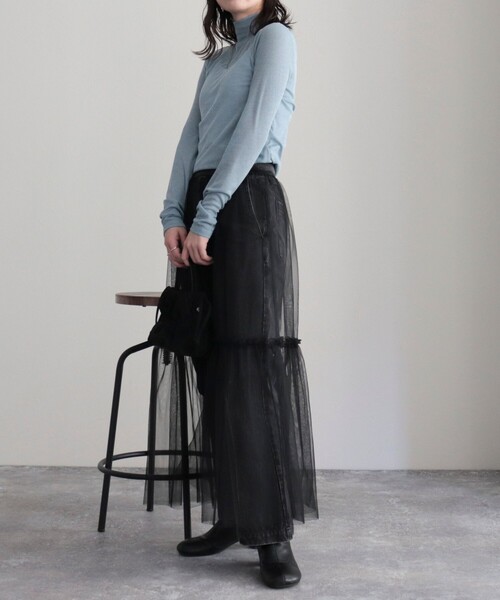 fredy emue（フレディエミュ）の「シアーテレコタートルネックプルオーバー（Tシャツ/カットソー・レディース・アイボリー/サックスブルー/チャコールグレー/イエロー・38）」の22枚目の写真