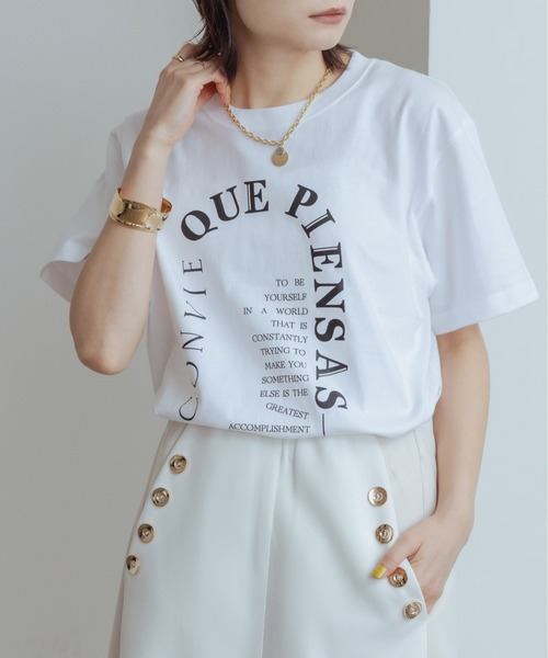 Eimee Law(エイミーロウ)の「アーチロゴ ラバーTシャツ(Tシャツ/カットソー・レディース・チャコールグレー/オフホワイト/ホワイト系/グレー系・S/M)」の3枚目の写真