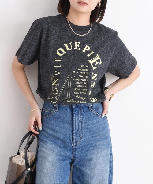 Eimee Law(エイミーロウ)の「アーチロゴ ラバーTシャツ(Tシャツ/カットソー・レディース・チャコールグレー/オフホワイト/ホワイト系/グレー系・S/M)」の4枚目の写真